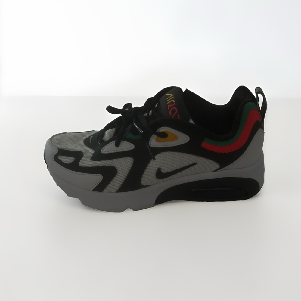 Nike Air Max 200 Rasta Boys Size 6.5Y Black Athletic Shoes Sneakers AT5627-100